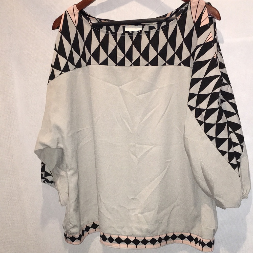 New York & Company Cold Shoulder Blouse | Size L